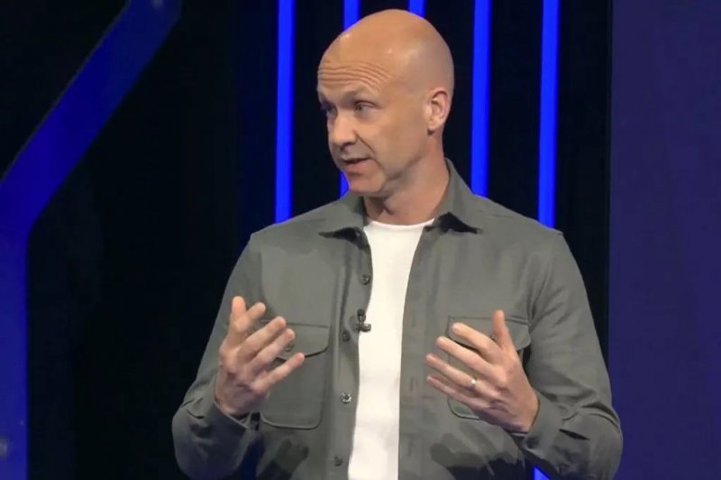 داور لیگ برتری: تصمیم من علیه یونایتد درست بود!