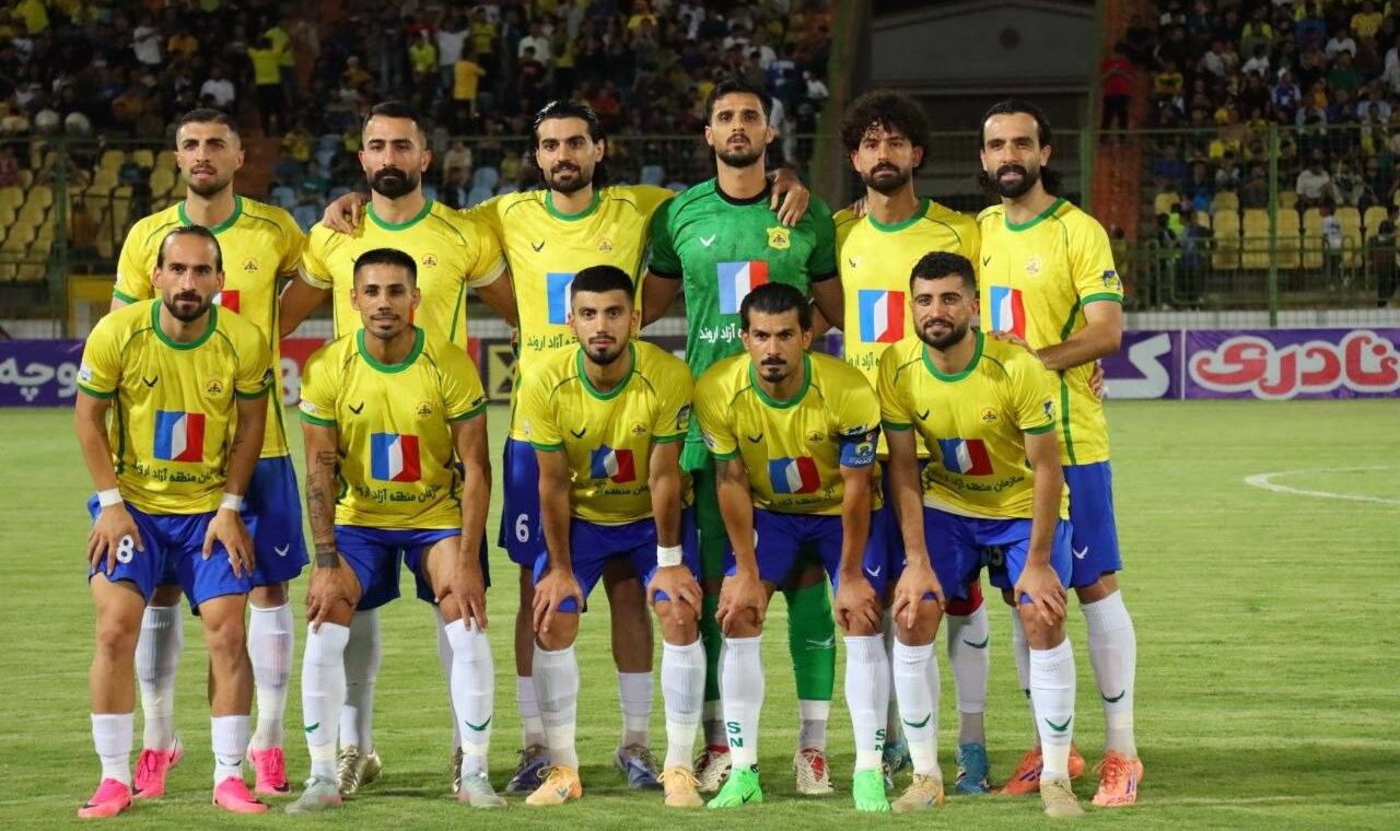 ۱۱ بازیکن صنعت نفت مقابل پرسپولیس