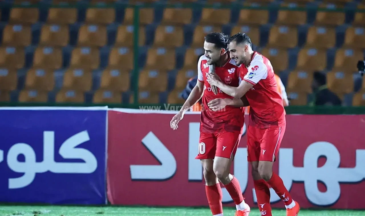 ۱۶ گل و به دنبال گولسیانی؛/ اورونوف کنار یک نام مشهور تاریخ پرسپولیس!