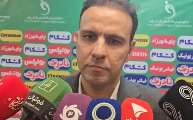 کادر فنی در تمرینات لیست را مشخص می‌کند/ واکنش خلیلی به شایعه کنار گذاشتن هافبک پرسپولیس