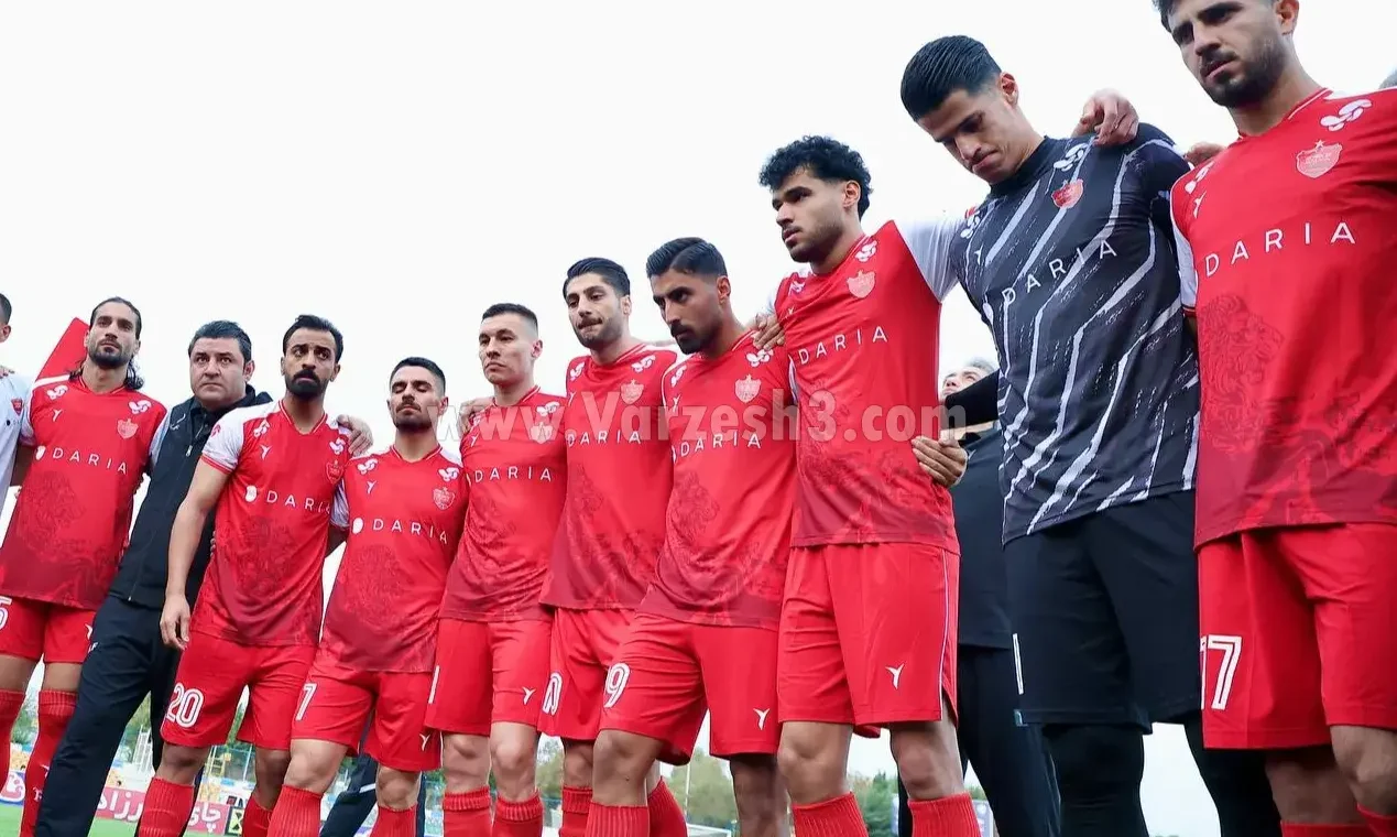 تارتار ۵۴ ساله و این وسواس بغلکردن! (عکس)