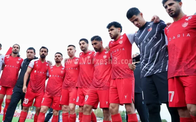تارتار ۵۴ ساله و این وسواس بغل‌کردن! (عکس)