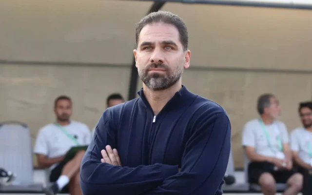 با اشتباه بازیکن جوان تیم بازی را باختیم/ صادقی: به بازیکنی که فرصت می‌دهم، قدرش را بداند!