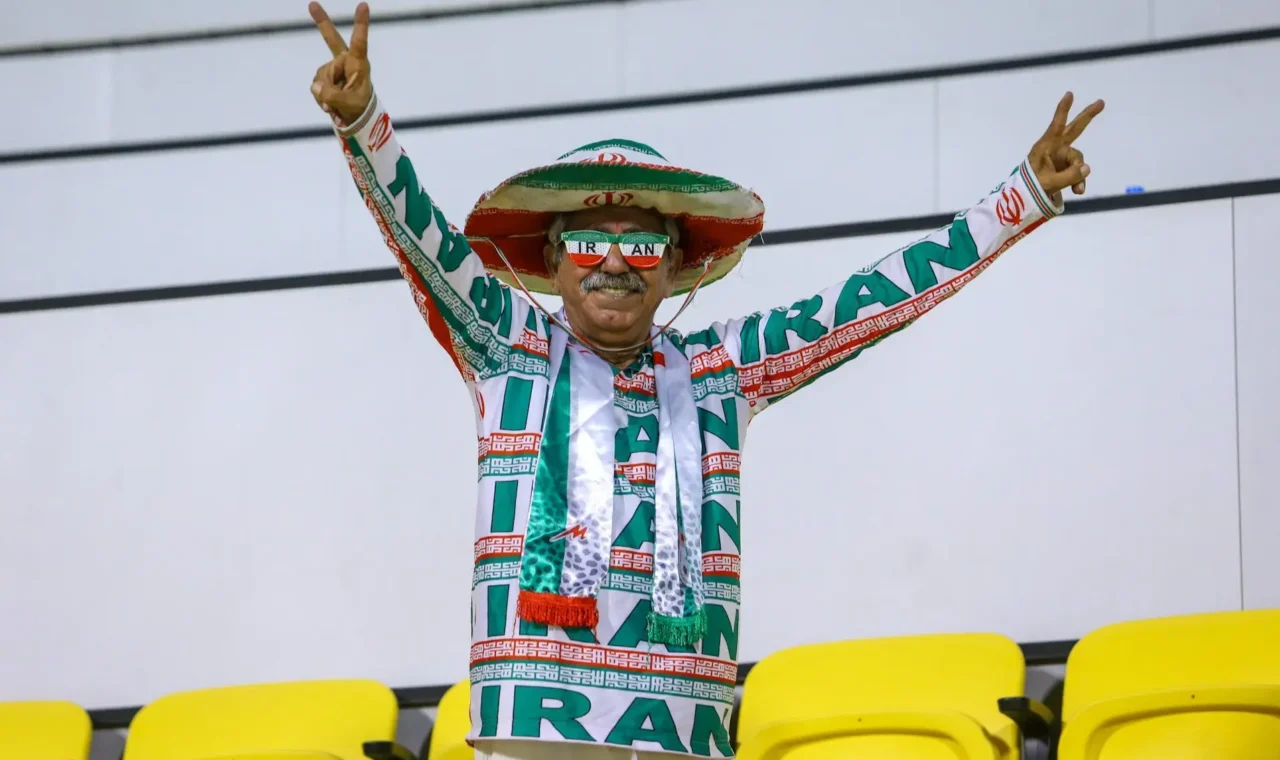 یک پرسپولسی، پای کار استقلال در دوحه! (عکس)