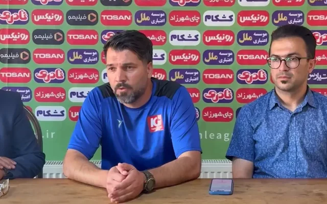 انتقاد جدی سرمربی کاراگستر:/ تیم دوم تبریز به فکر تغییر استان!