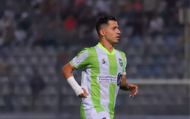 یک پرسپولیسی از بازی پرسپولیس خط خورد