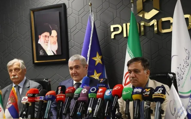 وعده بازی دوستانه استقلال با ستاره سرخ یا پارتیزان