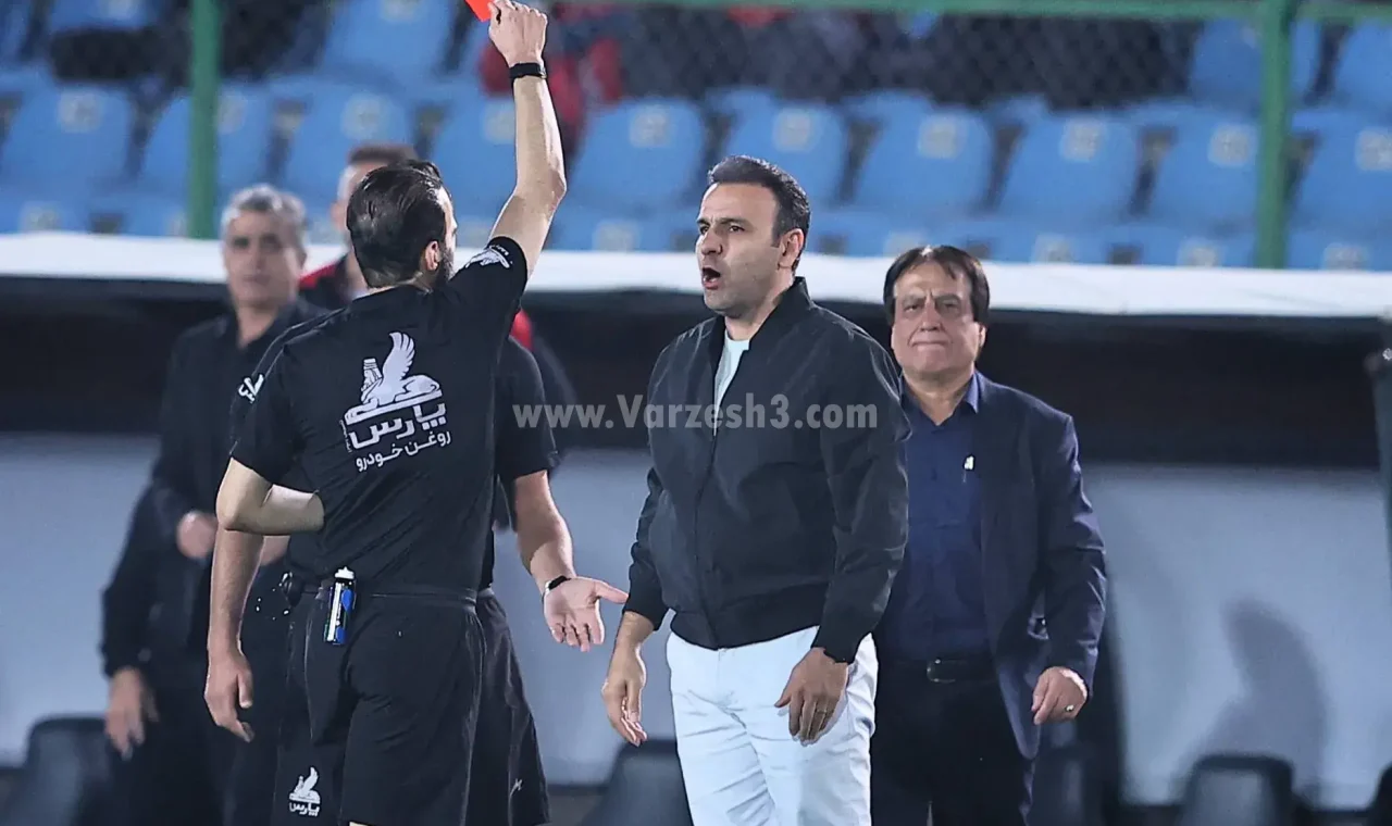 چهره عصبانی محسن خلیلی؛/ فریم‌هایی از خشم سرشار سرپرست پرسپولیس!