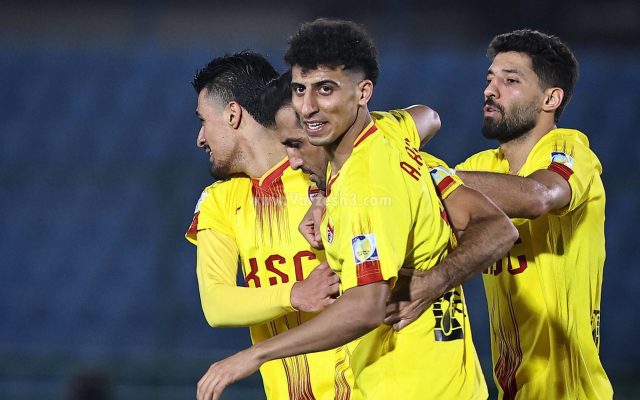 نمایش موفق مدافع جوان فولاد؛/ پرواز امین، بالاتر از کاپیتان پرسپولیس! (عکس)
