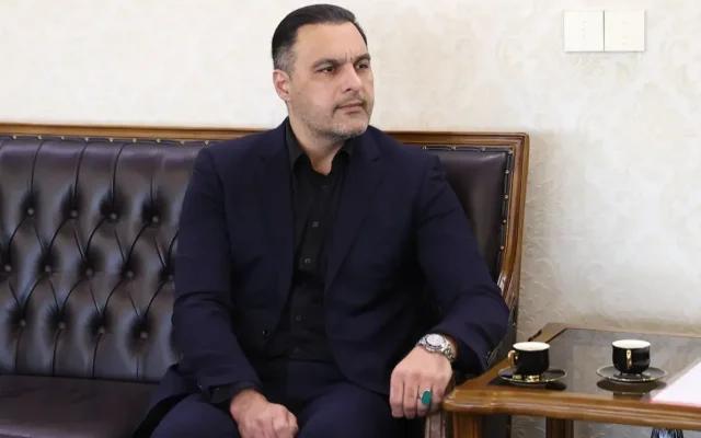 پیگیری برای تجهیز ورزشگاه در وزارت؛/ دیدار مدیرعامل لیگ برتری با وزیر ورزش