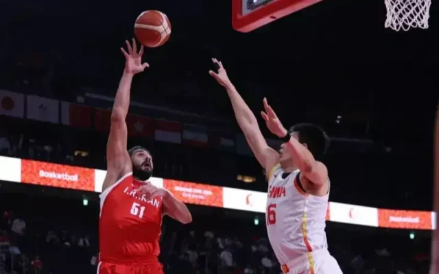 مصدومیت شدید سنتر تیم ملی بسکتبال:/ مانولوپولوس بدون منجی مقابل استرالیا و نیوزیلند!