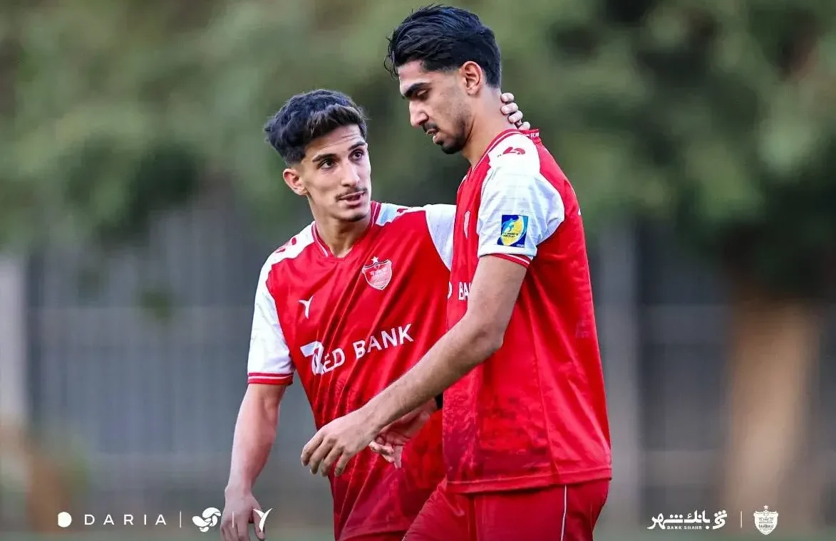 حضور محمودی در قائمشهر؛/ هافبک مستعد پرسپولیس راهی سفر شد!